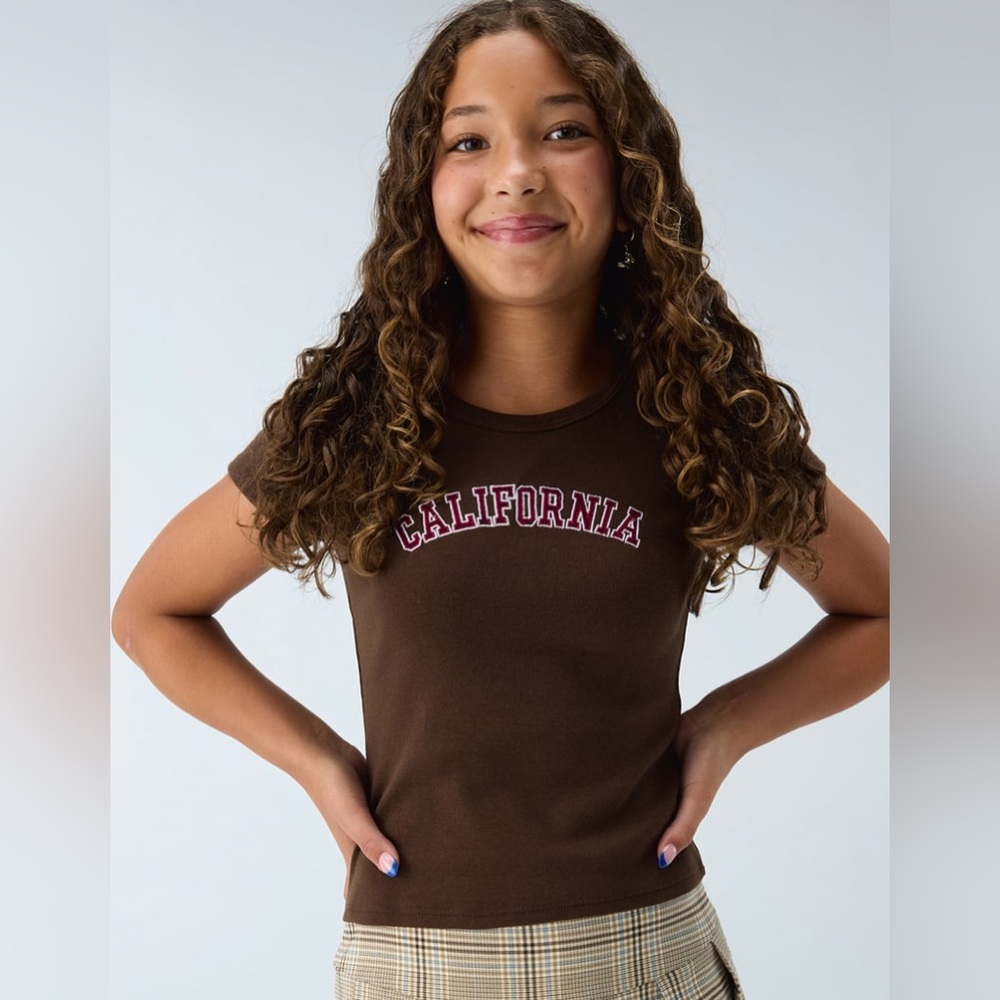 Full Tilt California Brown Ribbed‎ Crop Tee Short Sleeve Embroidered Logo Top